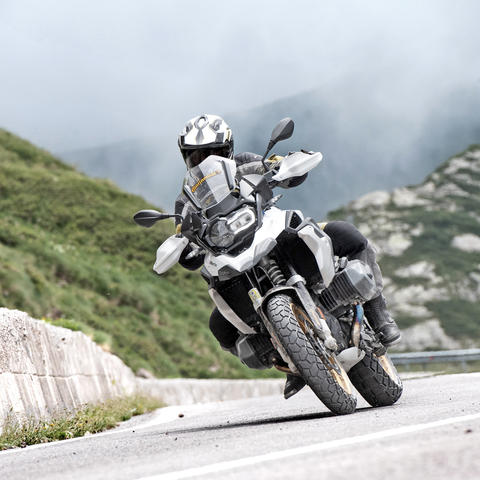Cauciucuri Moto Continental