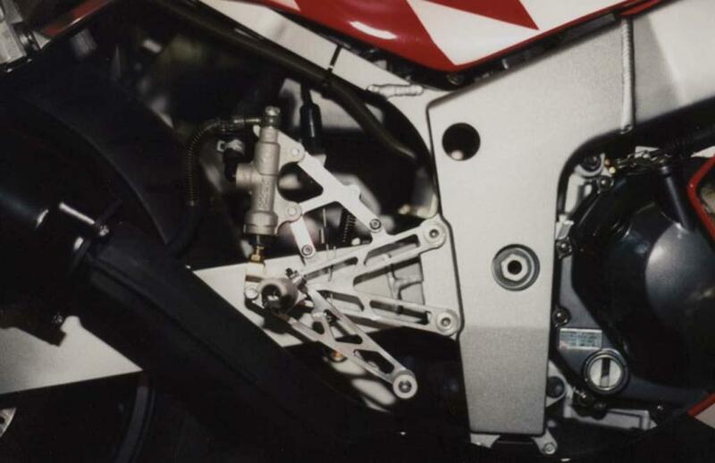 REARSETS FOR ZX6R 1995-97, ZXR750 1991-95 AND ZX7R 1996-03