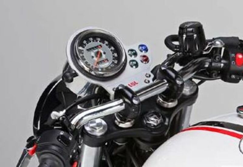 LSL BRACKET BONNEVILLE DASHBOARD