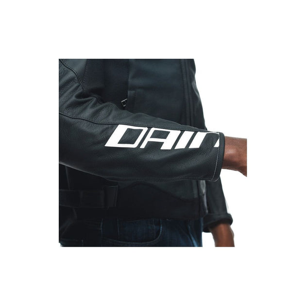 10_geaca-moto-piele-sportiva-perf-black-matt-black-matt-black-matt-23.jpg