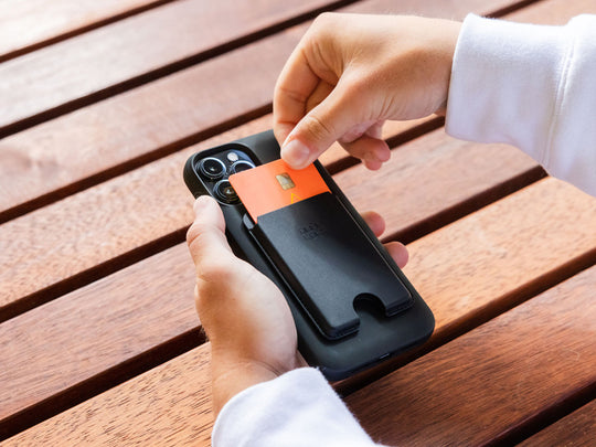 Accesorii MAG Wallet