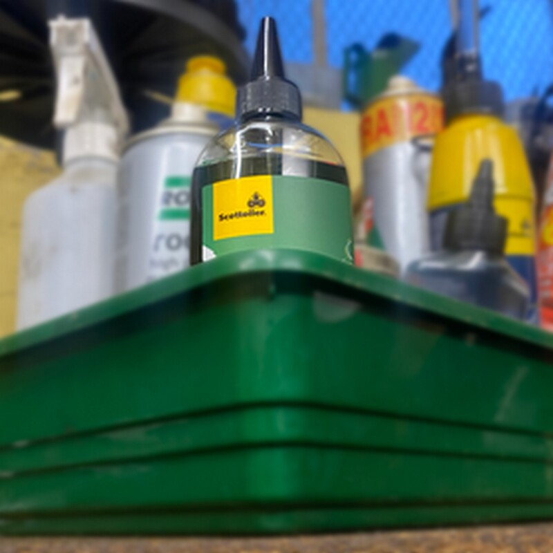 SCOTTOILER Biodegradable Green Lubricant For Chain Lubrication Systems - 125ml bottle - Extra