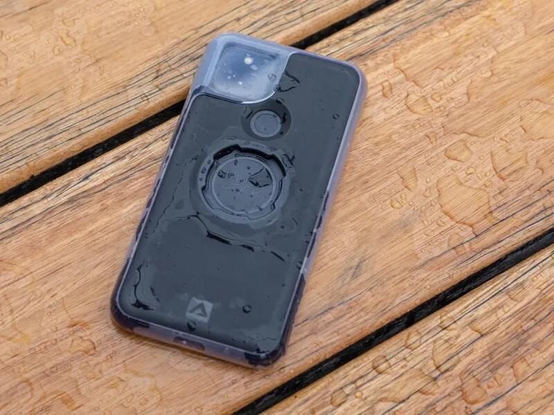 Husă de ploaie (Poncho) Quad Lock® pentru Google Pixel 8 Pro MAG