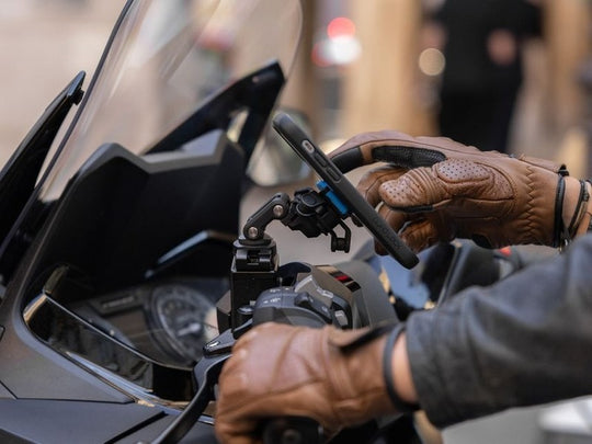 Suport Quad Lock® Scooter/Motorcycle - Brake Reservoir Mount