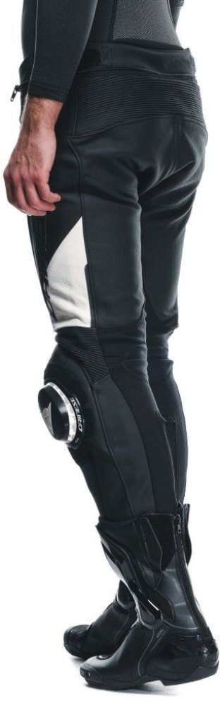 12_pantaloni-moto-piele-delta-4-black-white-25.jpg