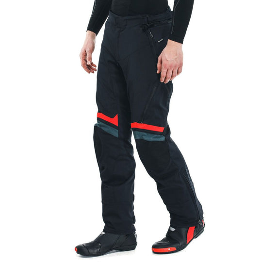 12_pantaloni-moto-textili-touring-carve-master-3-gore-tex-black-lava-red-25.jpg