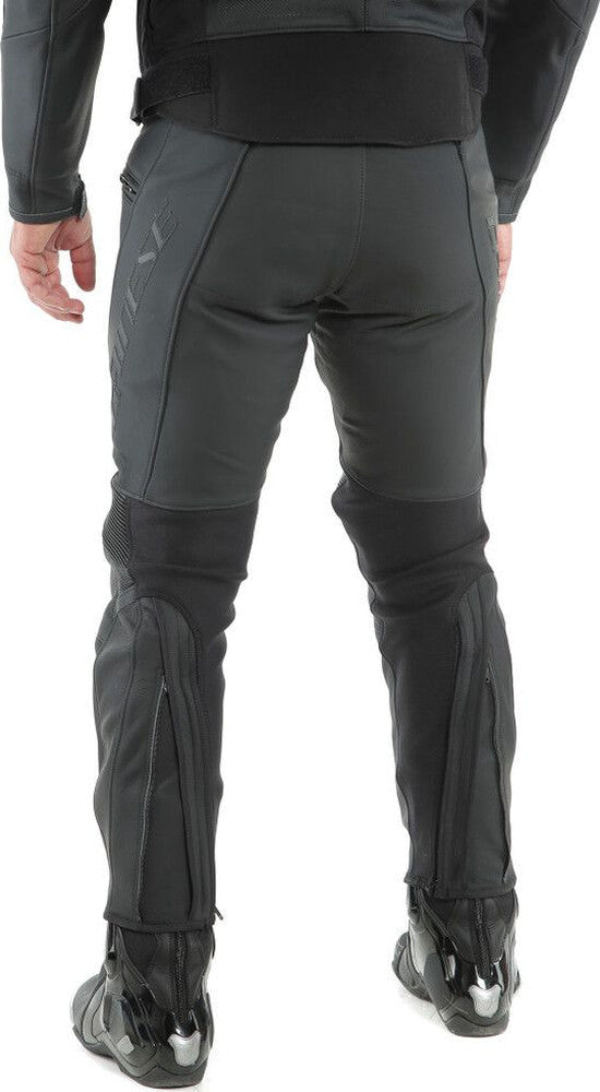 14_pantaloni-moto-piele-pony-3-perf-black-matt-25.jpg