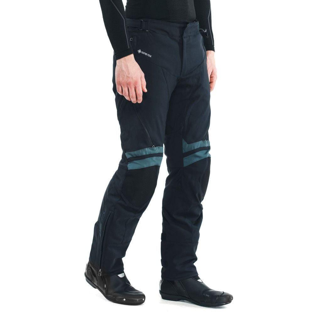 14_pantaloni-moto-textili-touring-carve-master-3-gore-tex-black-ebony-25.jpg