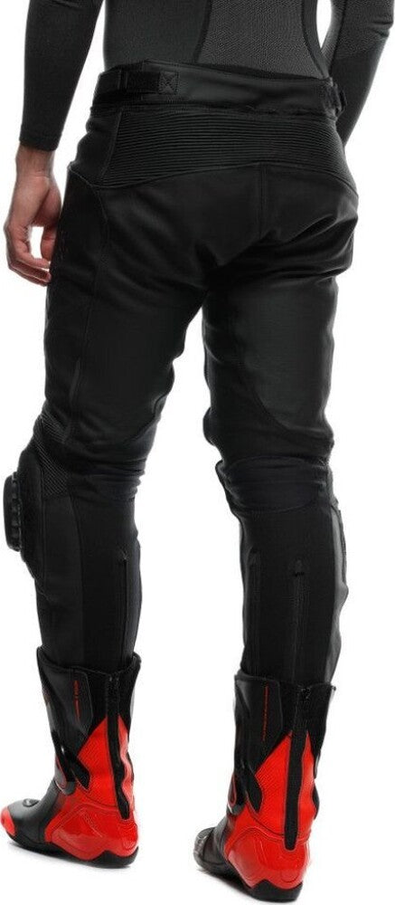 15_pantaloni-moto-piele-delta-4-perf-black-black-25.jpg