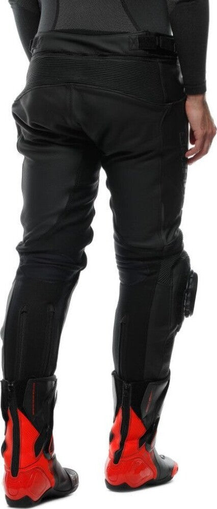 16_pantaloni-moto-piele-delta-4-perf-black-black-25.jpg
