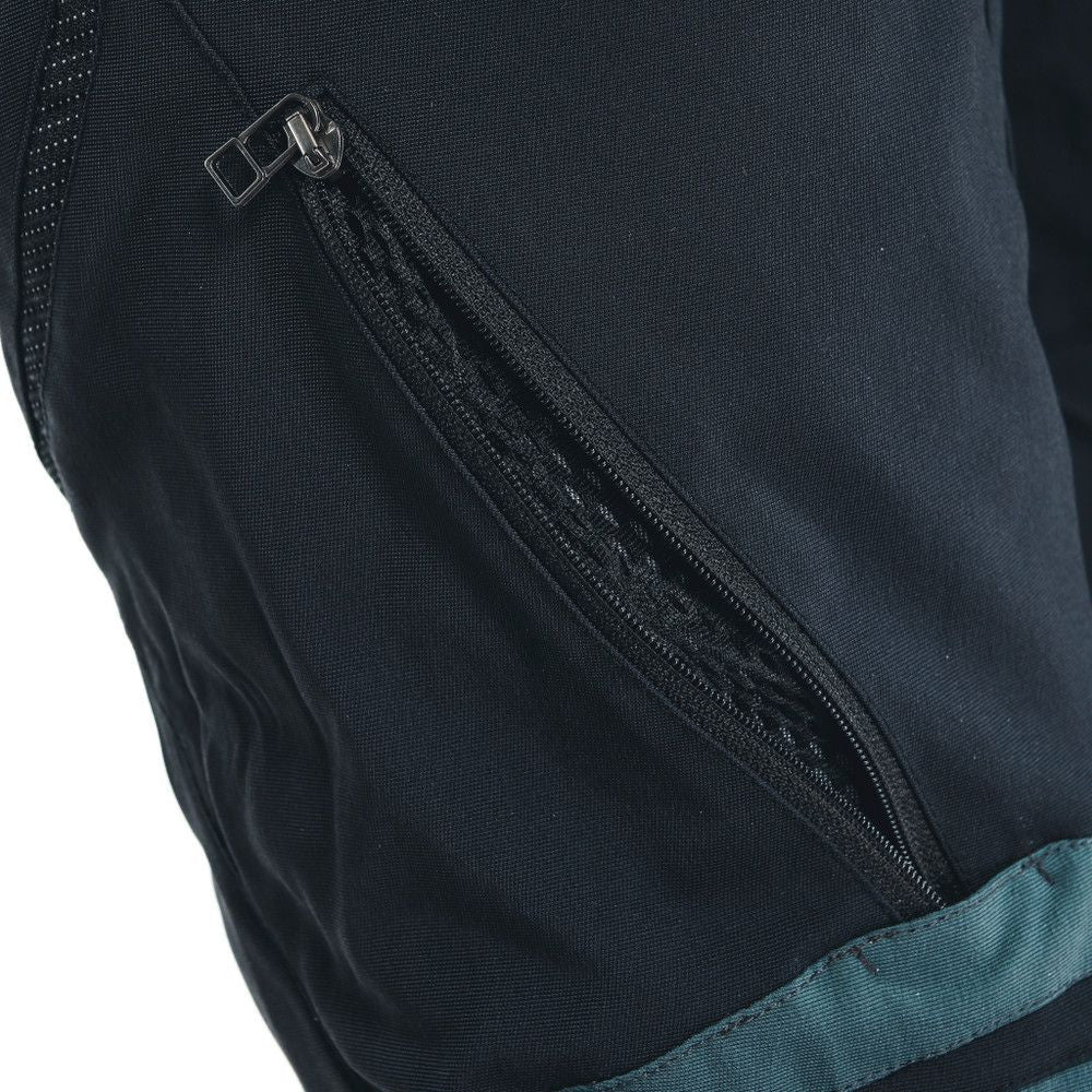 19_pantaloni-moto-textili-touring-carve-master-3-gore-tex-black-ebony-25.jpg