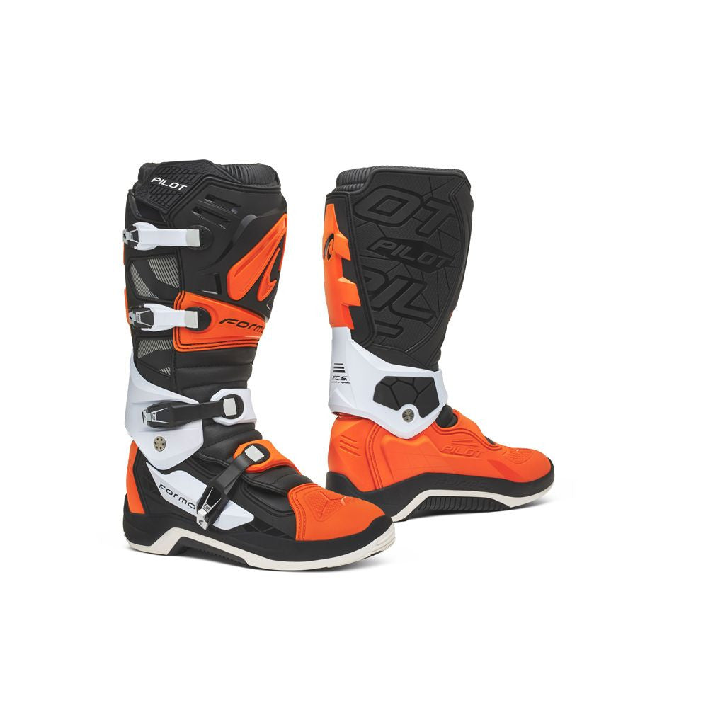1_cizme-moto-mx-pilot-black-orange-white.jpg