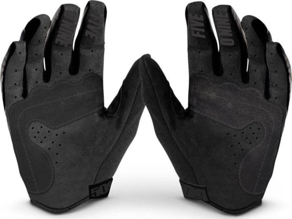 3_manusi-moto-mx-low-5-black-sand-23.jpg