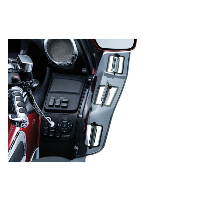 Kuryakyn, ''dragon wings'' air deflectors, smoke