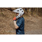 5_casca-force-drop-downhill-alb-gri-l-xl.jpg