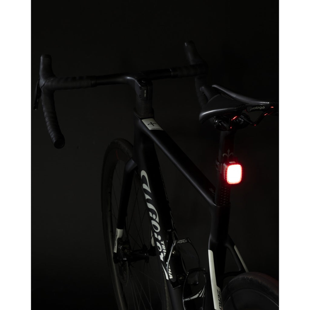 5_stop-spate-force-nub-50lm-24-leduri-usb.jpg