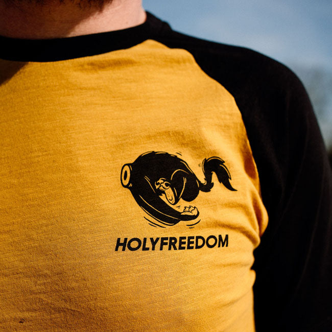 Holy Freedom Shoeles Joe t-shirt yellow