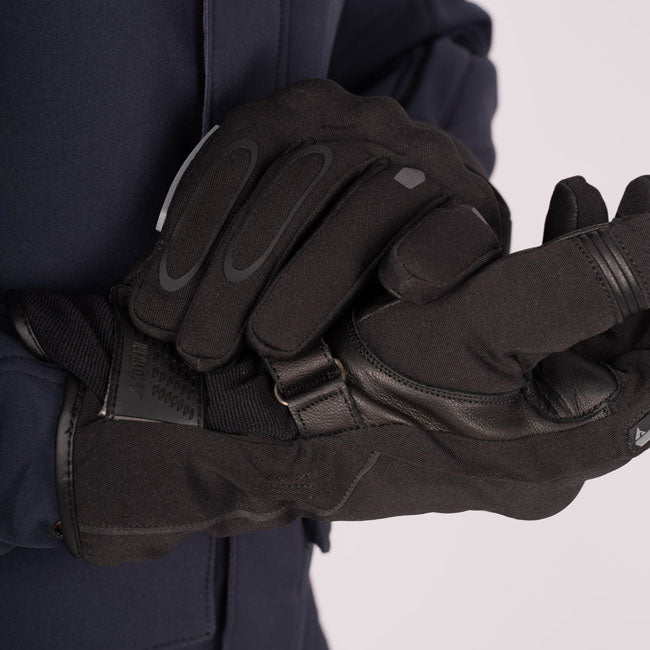 By City Tracer gloves black