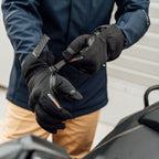 By City Tracer gloves black