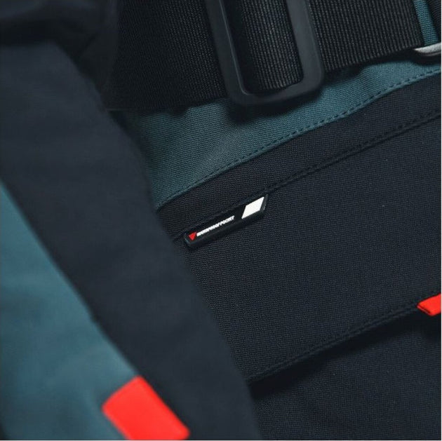 7_geaca-moto-textila-carve-master-3-gore-tex-black-ebony-lava-red-23.jpg