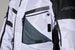 8007599024-3.jpg