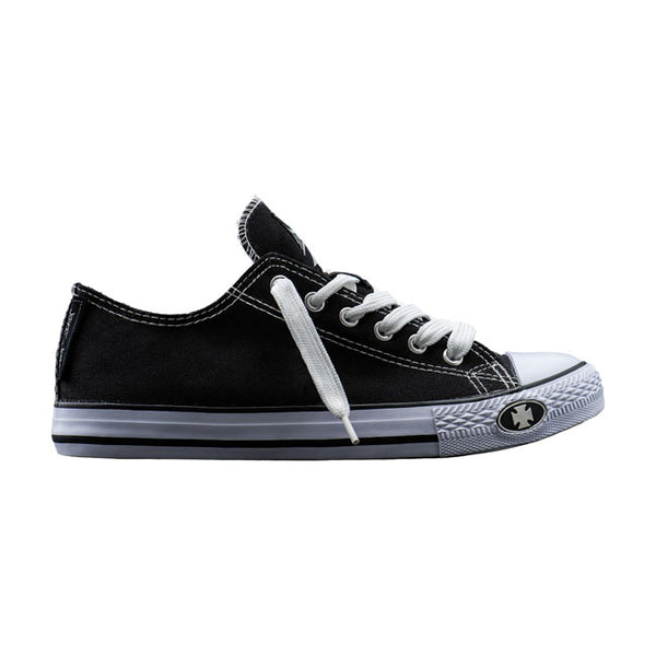 WCC Warrior low tops shoes black