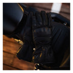 By City Lyon gloves black