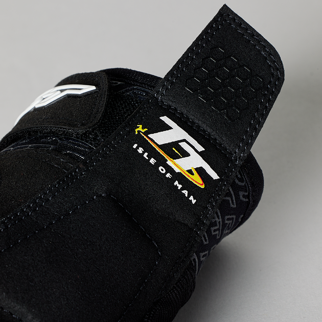 IOM TT Team Evo CE Mens Glove