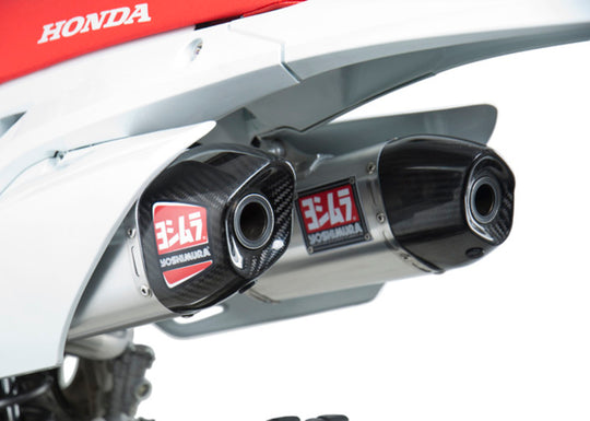 Capă din carbon Yoshimura RS9 pe partea dreaptă